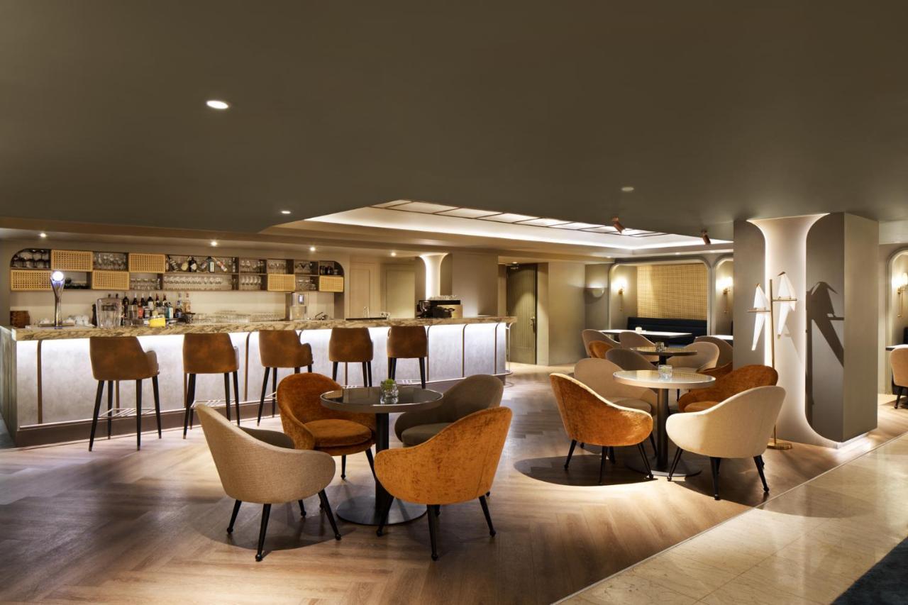 Mercure Jakarta Batavia Exterior foto