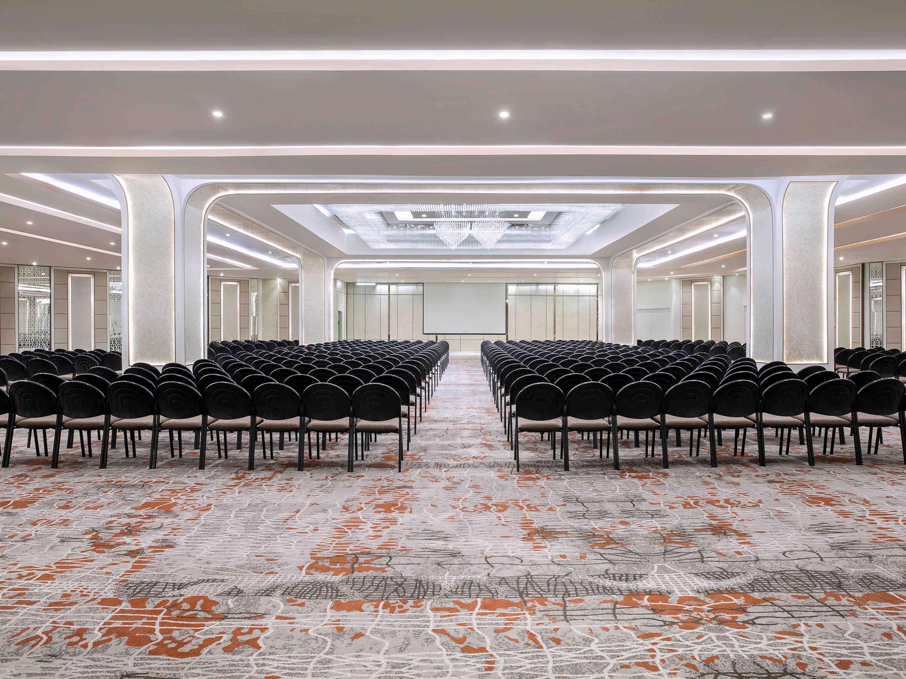 Mercure Jakarta Batavia Exterior foto